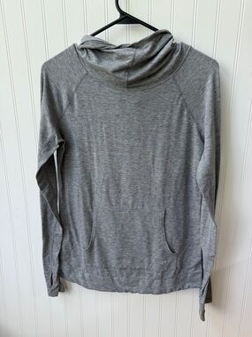 (058)GAP Lightweight Gray Hooded Sweatshirt